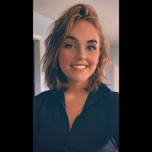 Meet your Posher, Jena